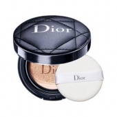 迪奥Dior凝脂恒久气垫粉底
